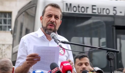 Lula desconversa sobre Guilherme Boulos assumir o lugar de Márcio Macedo: &#039;Estou satisfeito com todos&#039;