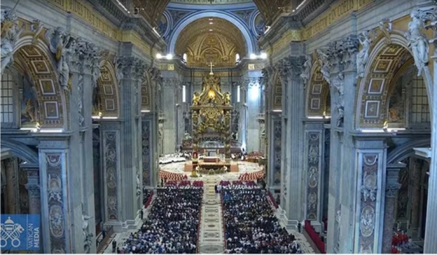 Missa de cardeais na Basílica de São Pedro dá início ao conclave