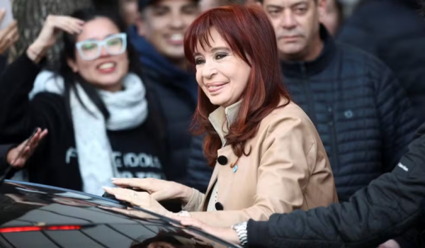 Suprema Corte da Argentina determina prisão da ex-presidente Cristina Kirchner