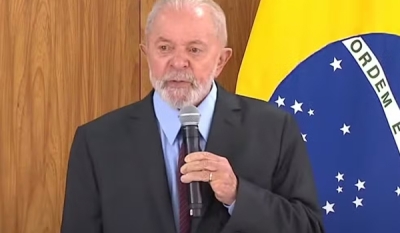 Lula diz que ninguém será punido por greve: &#039;Eles pedem quanto querem; a gente dá quanto pode&#039;