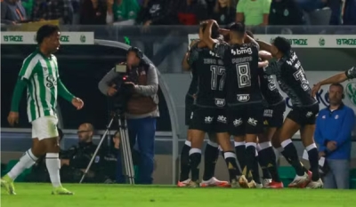 Atlético-MG vence Juventude e deixa Z-4 do Brasileirão