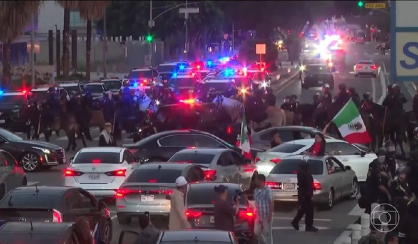 Fuzileiros navais chegam em Los Angeles para proteger prédio federal em meio a protestos nos EUA