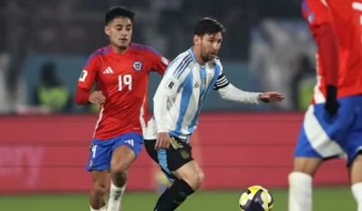 Argentina vence Chile com belo gol e garante primeiro lugar das eliminatórias