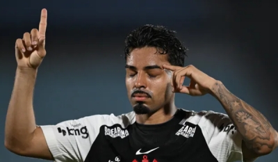 Corinthians joga mal, mas vence Racing e sobe para segundo no grupo da Sul-Americana