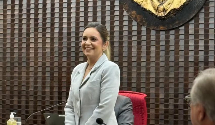 TCE-PB aprova nomeação e filha do presidente da Assembleia Legislativa toma posse como conselheira da corte