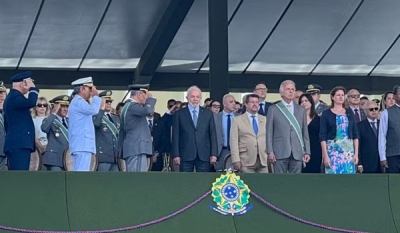 Em cerimônia com Lula, comandante reafirma compromisso do Exército na defesa dos &#039;mais caros ideais democráticos&#039;