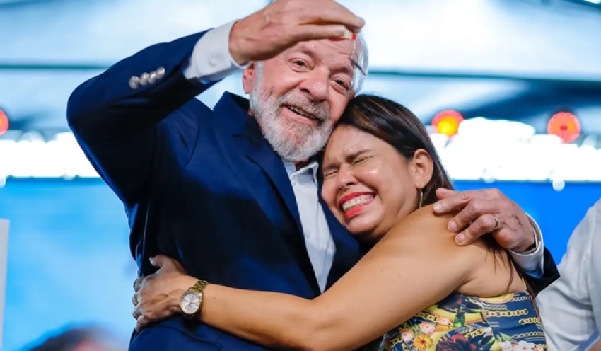 &quot;Nós vamos derrotar as mentiras&quot;, diz Lula em Macapá