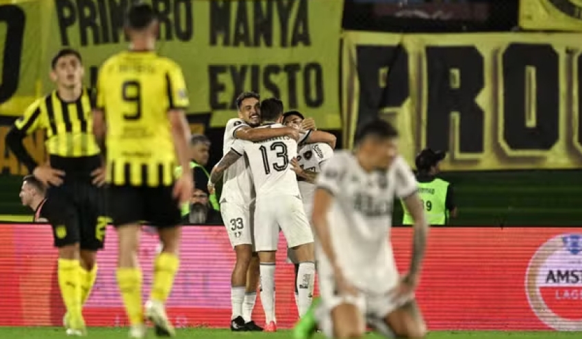 Botafogo controla o Peñarol e chega à primeira final de Libertadores de sua história