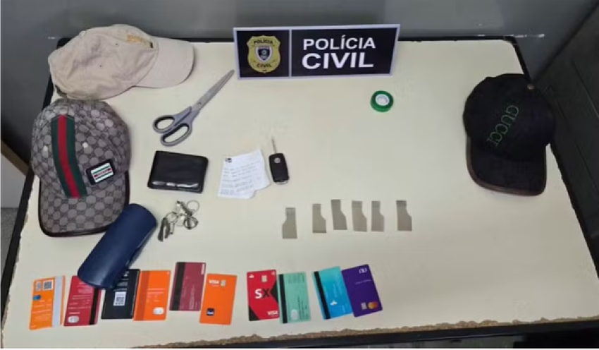 Dupla é presa suspeita de fraudar caixas eletrônicos e aplicar golpes em clientes, em Campina Grande