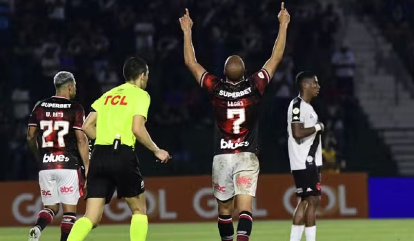 Lucas Moura marca duas vezes, e São Paulo derrota Vasco em Campinas