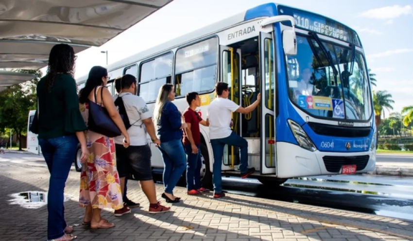 Faixas de ônibus voltam a ser exclusivas no trânsito de João Pessoa