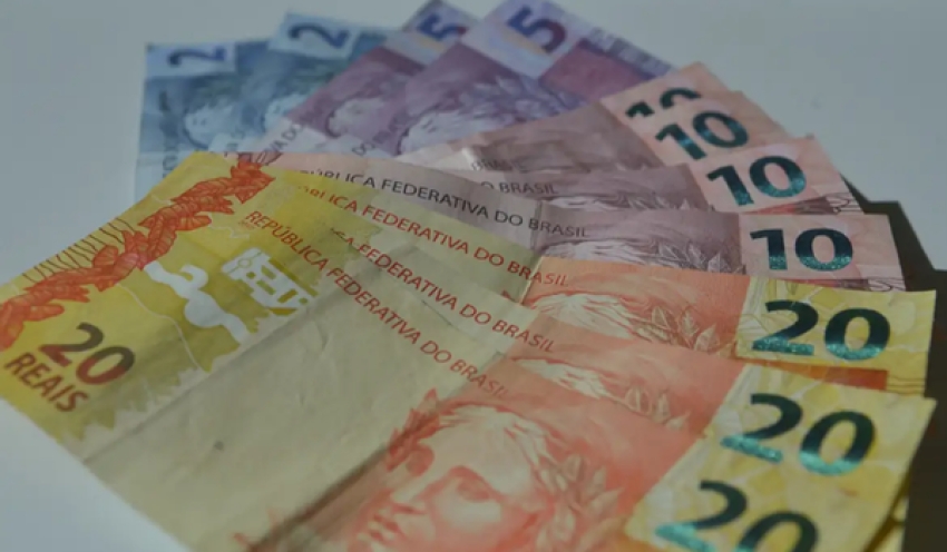 Empresas procuraram menos crédito em março