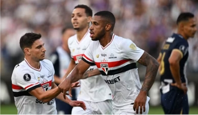 André Silva faz dois, e São Paulo se mantém invicto na Libertadores ao vencer Alianza Lima