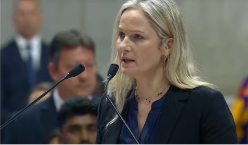 'Foi um momento de muita ansiedade', diz brasileira que leu prece na missa de abertura do conclave