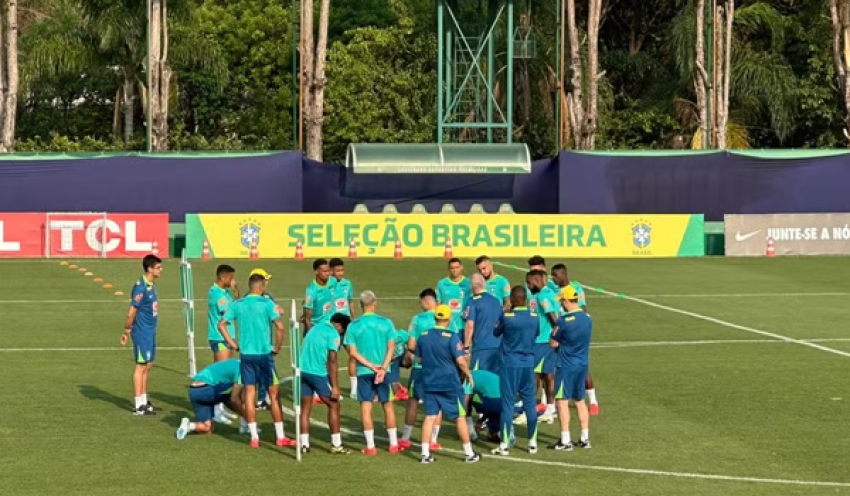 Desfalcada, Seleção faz primeiro treino no CT do Palmeiras antes de enfrentar o Chile