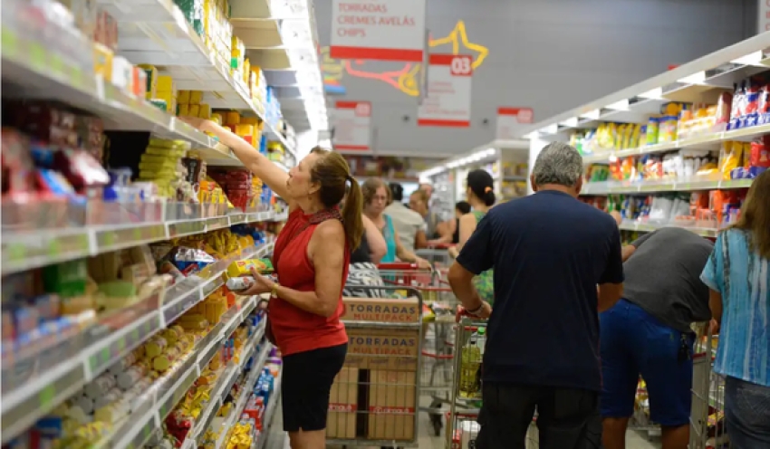 Mercado espera última alta da Selic em 2025: 14,75% ao ano