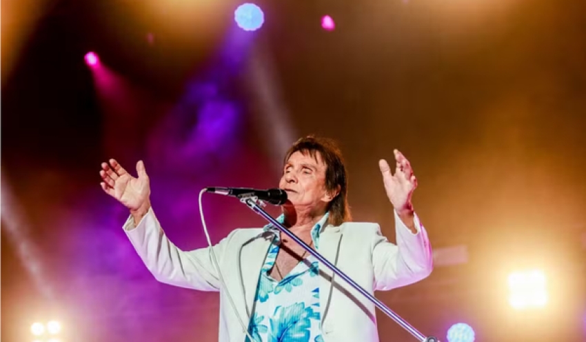 Prefeito confirma show de Roberto Carlos no Busto de Tamandaré nos 440 anos de João Pessoa