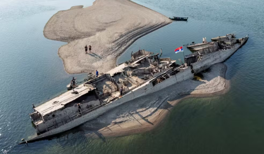 Nível historicamente baixo do Danúbio revela destroços de navios da 2ª Guerra Mundial