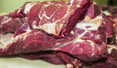 China suspende embargo à carne bovina brasileira