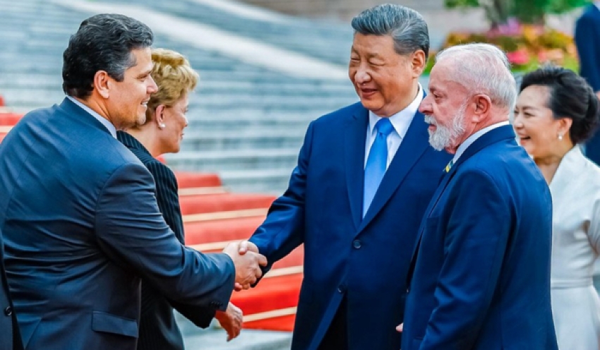 Davi Alcolumbre participa da IV Cúpula Celac-China, em Pequim