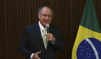 Reforma tributária elevará arrecadação de municípios, diz Alckmin