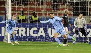 Com gols de brasileiros, Bolívar derruba invencibilidade do Flamengo em 2024