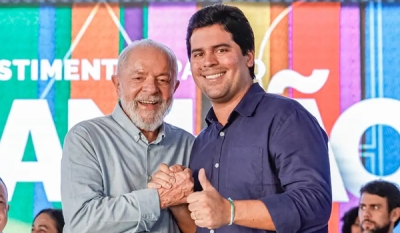 Lula renova concessão de porto e lança obras do Luz Para Todos