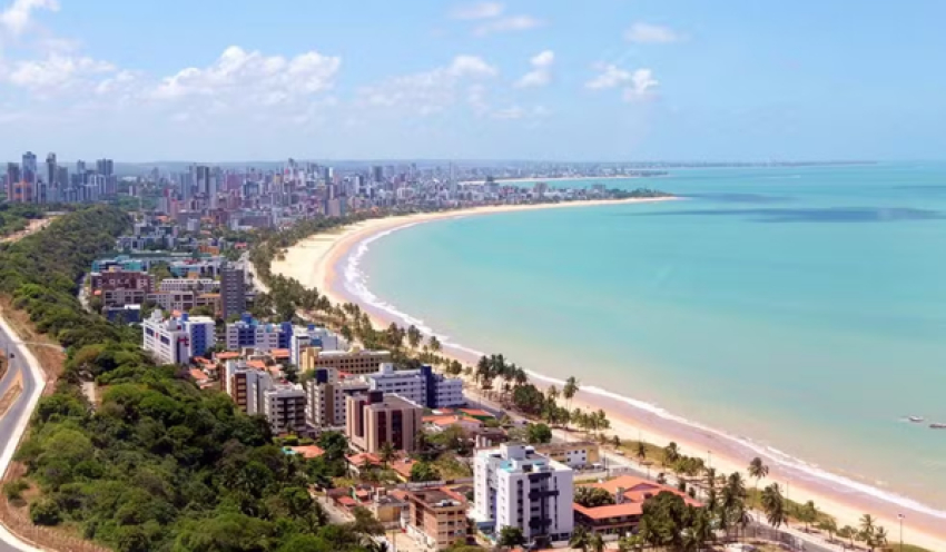 Prefeitura abre inscrições com 90 vagas para comerciantes nas praias do Bessa e Manaíra, em João Pessoa