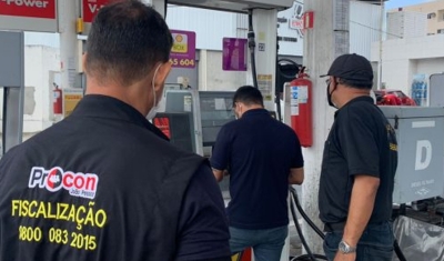 Procon-JP fiscaliza postos para garantir que redução nos preços da gasolina e do diesel chegue ao consumidor