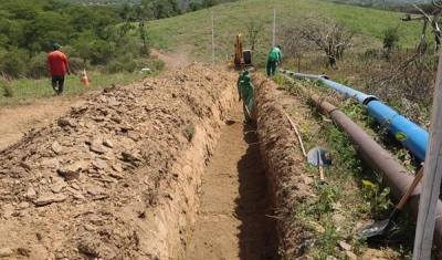 Obras da adutora de Conceição que beneficia 4,6 mil famílias seguem em ritmo acelerado