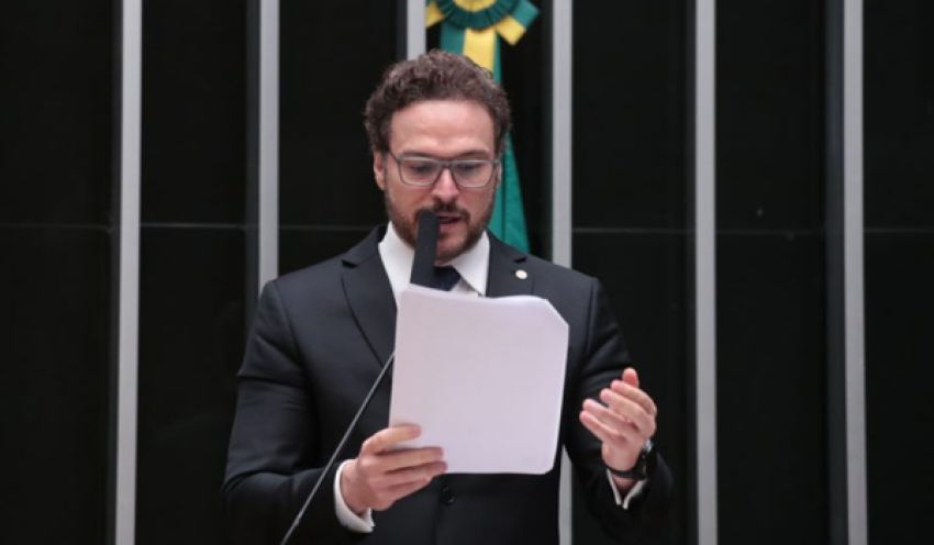 Câmara aprova pensão mensal de um salário mínimo para pessoas com epidermólise bolhosa