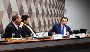 Reforma tributária: CCJ debaterá setor imobiliário, Zona Franca e Simples