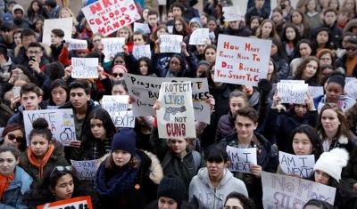 Suprema Corte dos EUA permite que Nova York imponha novas restrições ao porte de armas