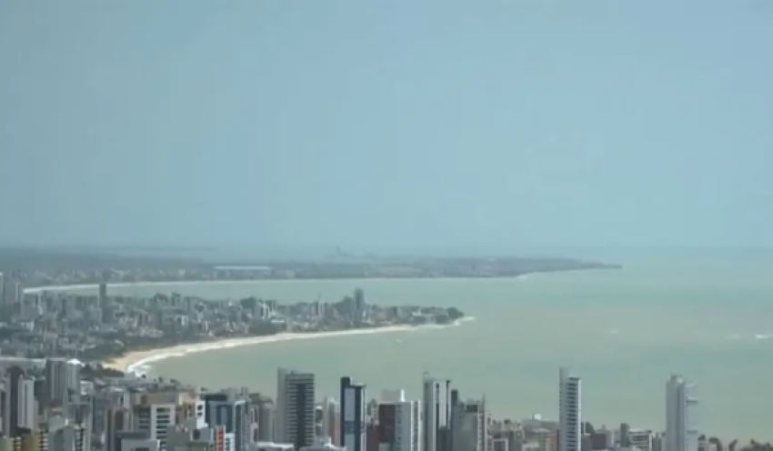 Litoral da Paraíba tem um trecho de praia impróprio para banho neste final de semana