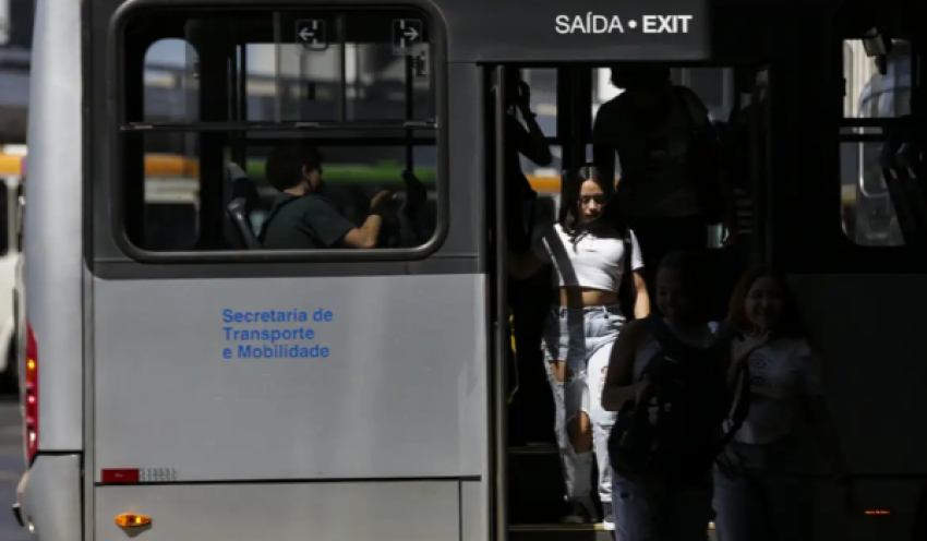 Governo envia ao Congresso proposta de tarifa zero no transporte