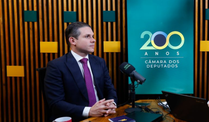 No aniversário de 200 anos da Câmara dos Deputados, Motta reforça defesa da democracia