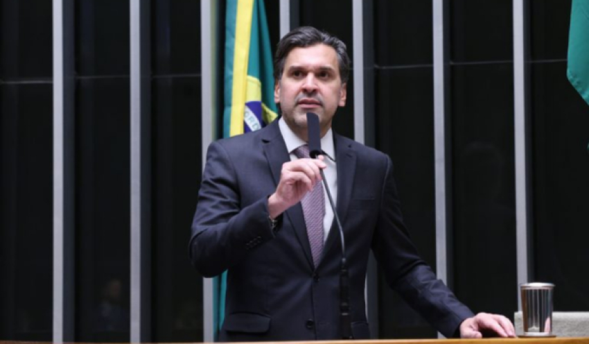 Câmara aprova uso de reconhecimento facial em transportes e vias públicas