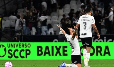 Corinthians marca no último lance e empata com o lanterna América-MG em Itaquera