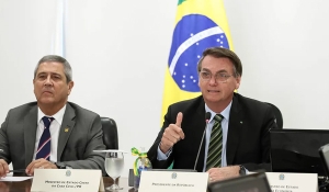 MP Eleitoral defende rejeição de ação contra Bolsonaro e Braga Netto por concessão de benefícios sociais durante campanha