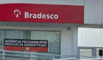 Agência bancária é fechada por sindicato, após denúncias de assédio moral, em João Pessoa