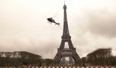 Por causa de greve, Torre Eiffel, em Paris, é fechada no 100º aniversário da morte de seu criador