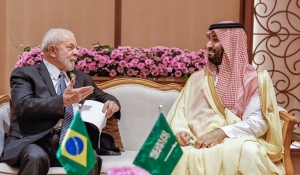 Lula conversa com príncipe herdeiro e primeiro-ministro da Arábia Saudita