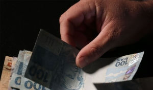 INSS começa a pagar antecipação da primeira parcela do 13º salário