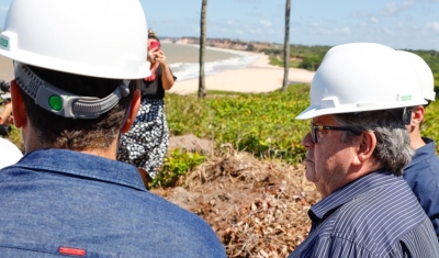 João Azevêdo visita obras iniciadas do Polo Turístico Cabo Branco e destaca importância dos empreendimentos para a economia do estado