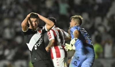 Vasco perde pênalti e só empata com o Bangu em São Januário