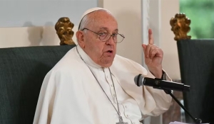 Papa Francisco diz que Igreja deve &#039;ter vergonha e pedir perdão&#039; por casos de abuso sexual contra menores