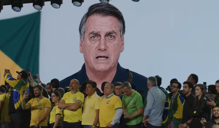 Moraes dá 48 horas para defesa de Jair Bolsonaro esclarecer se vídeo feito por IA foi autorizado