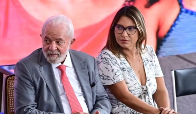 Lula concede medalha do mérito da saúde para Janja, Daiane dos Santos e Xuxa