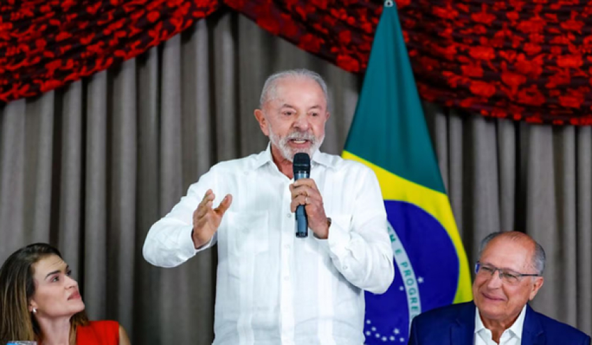 Lula vai enviar ao Congresso proposta para perdoar R$ 12,6 bilhões em dívidas de MEIs