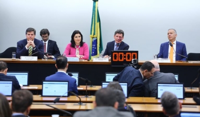 Grupo da Reforma Tributária ouve representantes da saúde e da educação nesta quarta